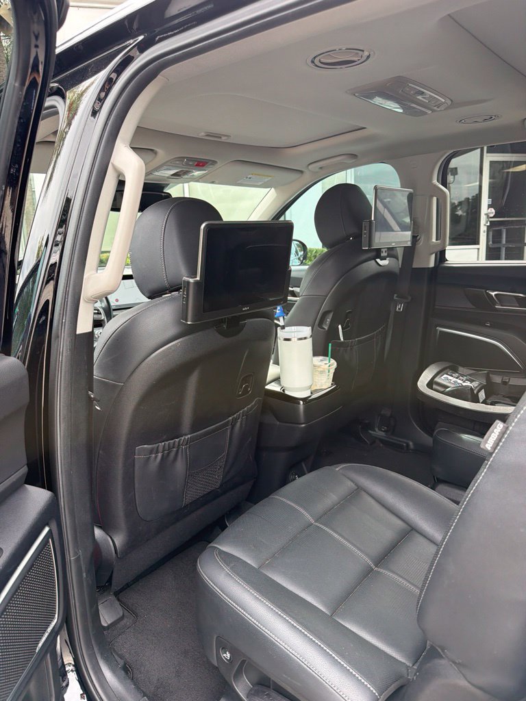 Used 2023 Kia Telluride SX FWD image 17