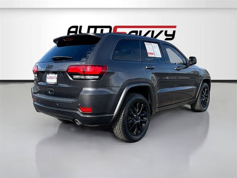 Used 2020 Jeep Grand Cherokee Altitude image 7