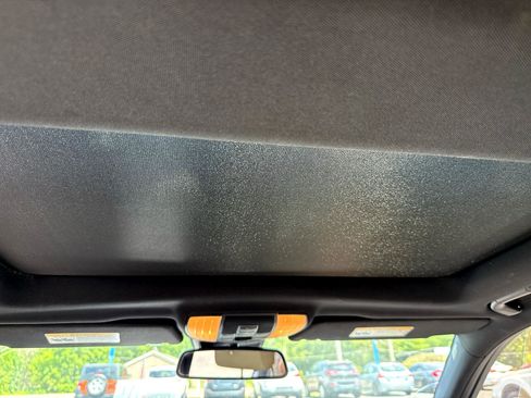 Used 2010 Mercedes-Benz E 350 4dr Sdn E 350 Sport 4MATIC image 15