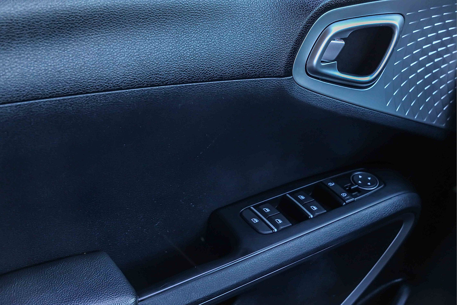 Used 2020 Kia Soul X-Line FWD image 15