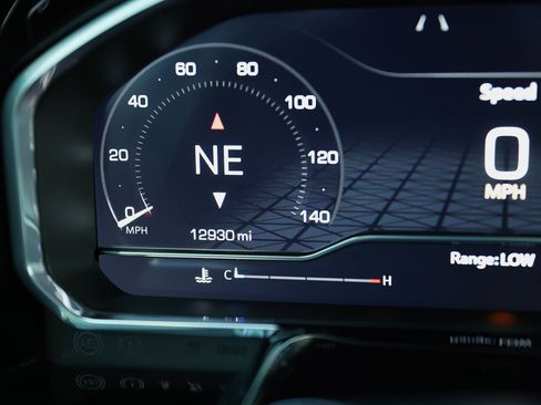 Used 2025 GMC Sierra 2500 SLT w/ SLT Premium Package image 43