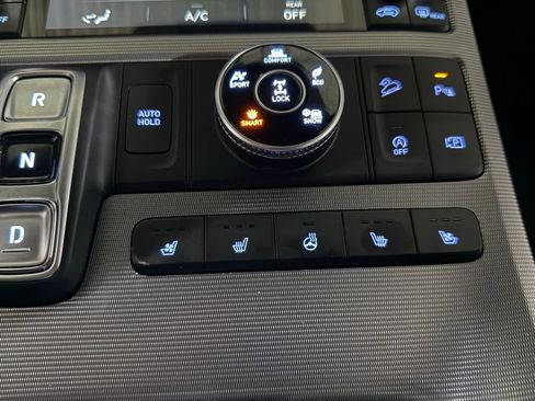 Used 2024 Hyundai Palisade Calligraphy image 44