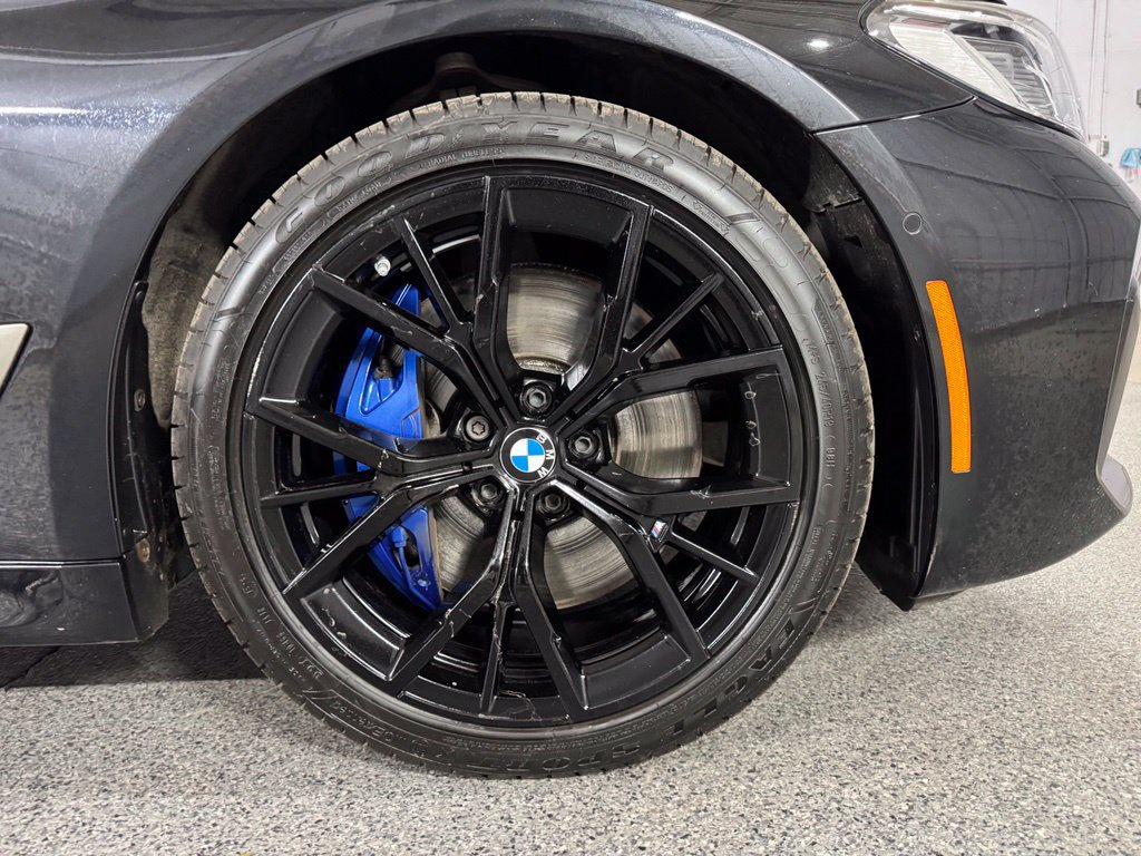 Used 2023 BMW M550i xDrive AWD/4WD image 6