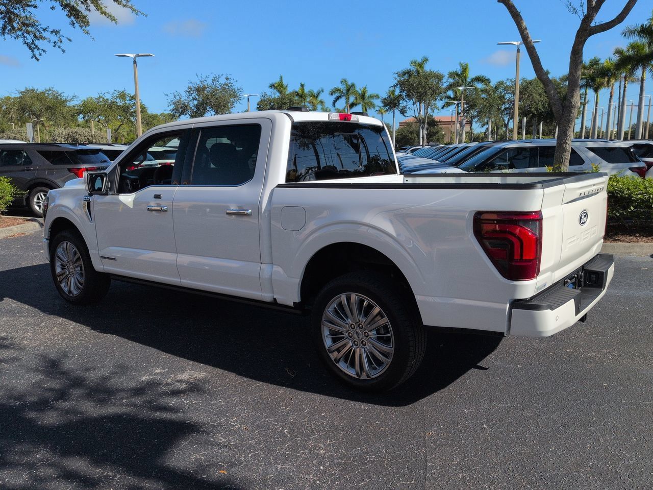 Used 2025 Ford F150 Platinum w/ Equipment Group 703A Plus AWD/4WD image 6