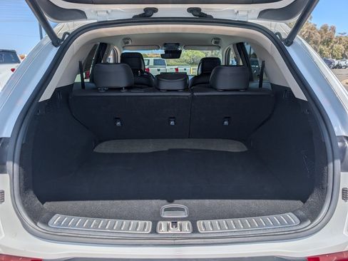 Used 2025 Genesis GV70 2.5T image 9