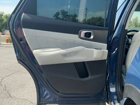 Certified 2025 Kia Sorento SX FWD image 20