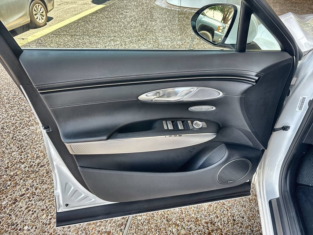 Used 2023 Genesis GV70 2.5T w/ Sport Prestige Package AWD/4WD image 23