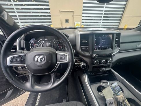 Used 2019 RAM 1500 Big Horn AWD/4WD image 4