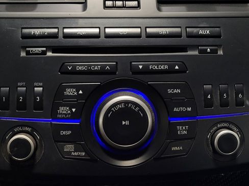 Used 2013 MAZDA MAZDA3 i Sport image 25