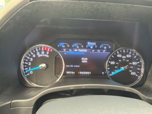 Used 2022 Ford F250 Lariat w/ Lariat Value Package AWD/4WD image 14