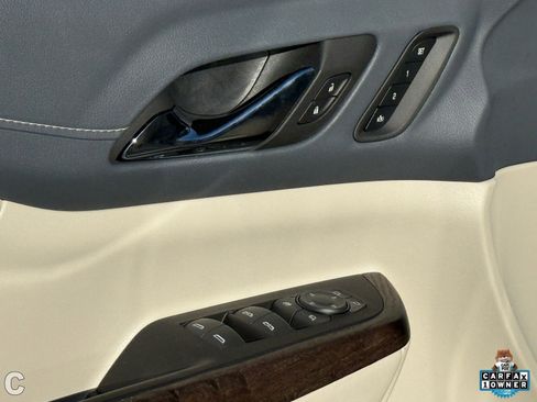 Used 2023 GMC Acadia Denali w/ Denali Technology Package image 17