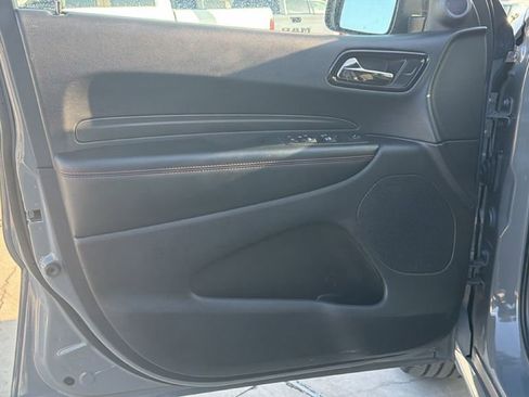 Used 2025 Dodge Durango GT AWD/4WD image 11