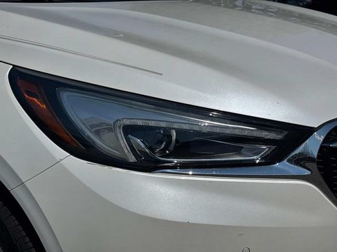 Used 2019 Buick Enclave Premium AWD/4WD image 11