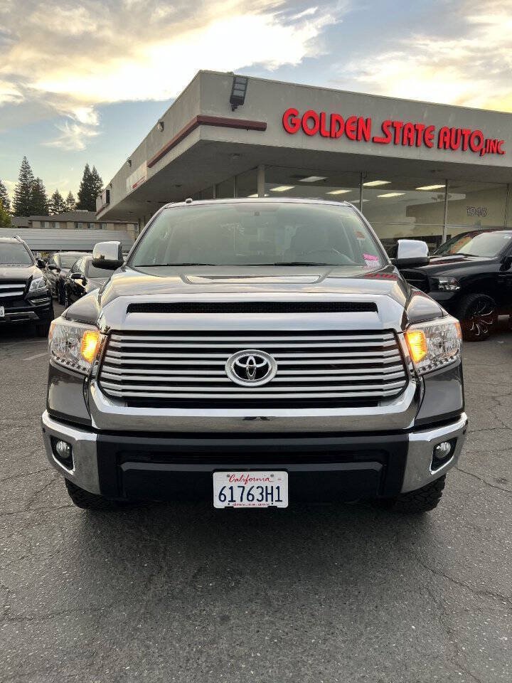 Used 2017 Toyota Tundra Limited w/ Limited Premium Package AWD/4WD image 3