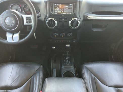 Used 2016 Jeep Wrangler Rubicon AWD/4WD image 26