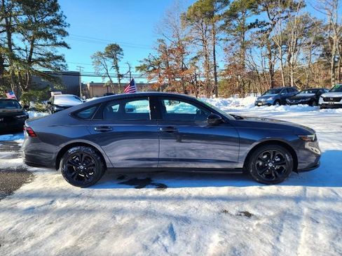 Used 2025 Honda Accord SE image 6