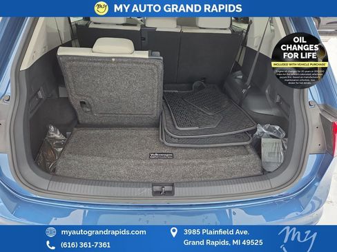 Used 2020 Volkswagen Tiguan S w/ 3rd Row Seat Package image 33