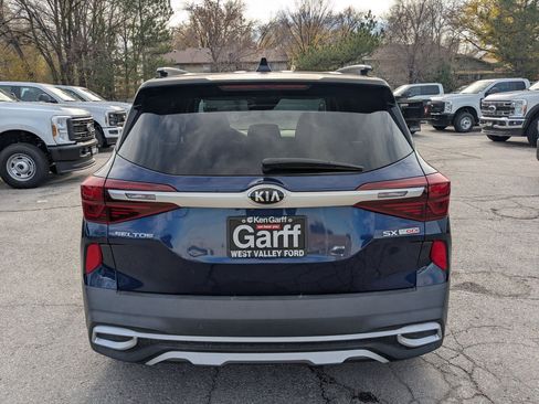 Used 2021 Kia Seltos SX image 5