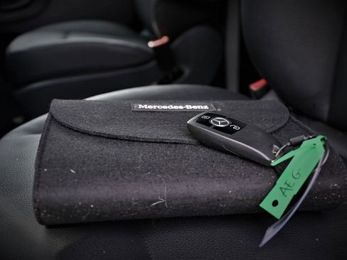 Used 2025 Mercedes-Benz Sprinter 2500 image 17