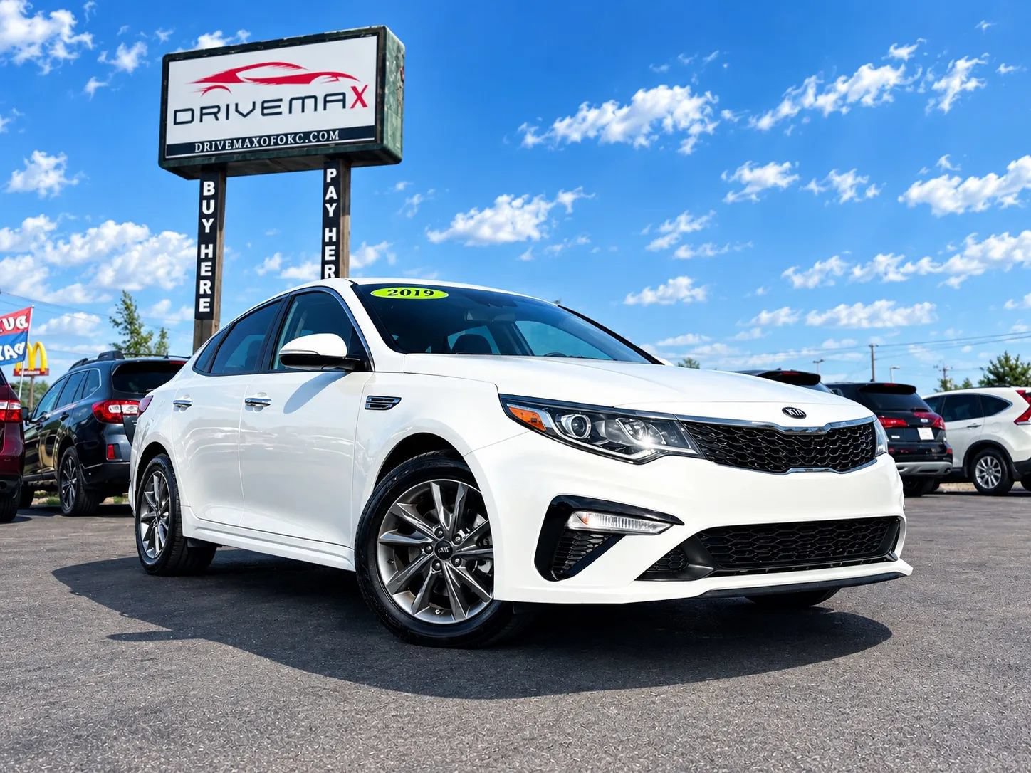 Used 2019 Kia Optima LX FWD image 1