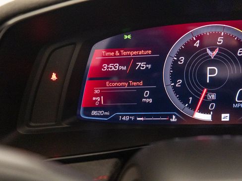 Used 2023 Chevrolet Corvette Stingray Premium Conv w/ Z51 Performance Package RWD image 22