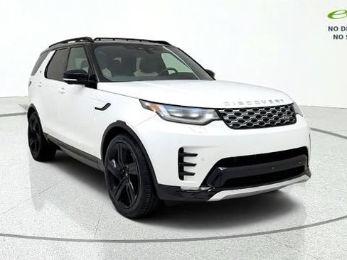 Used 2023 Land Rover Discovery Metropolitan Edition AWD/4WD image 1