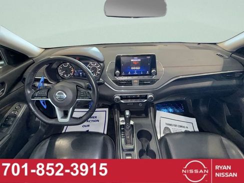 Certified 2019 Nissan Altima 2.5 SR AWD/4WD image 11