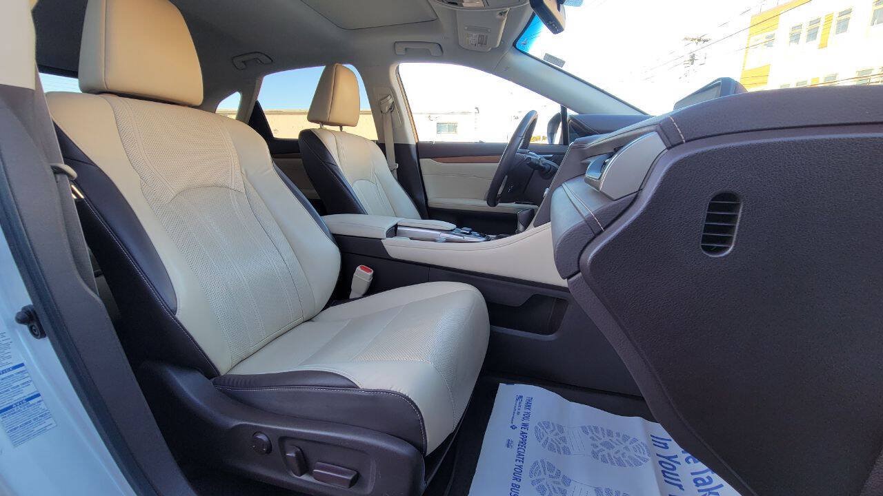 Used 2016 Lexus RX 350 AWD w/ Premium Package image 20