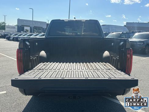 Used 2025 Toyota Tundra SR5 w/ SR5 Premium Package AWD/4WD image 18