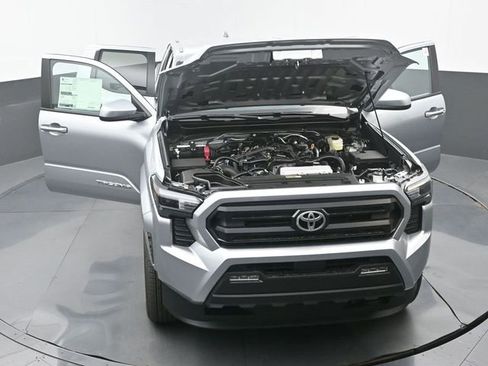 New 2026 Toyota Tacoma SR5 image 32