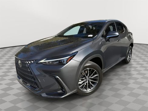 Used 2022 Lexus NX 250 FWD image 2