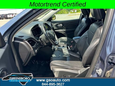 Used 2019 Jeep Cherokee Limited AWD/4WD image 12