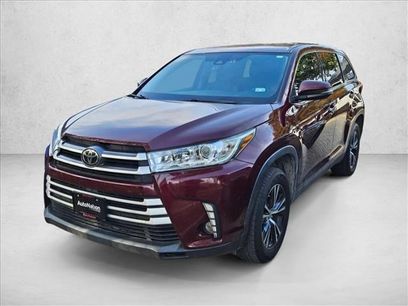 Used 2019 Toyota Highlander LE