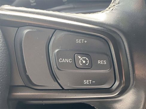 Used 2022 Jeep Wrangler Unlimited Sport image 29