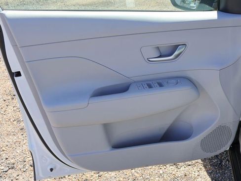 New 2026 Hyundai Kona SEL Premium image 11