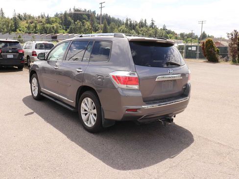 Used 2012 Toyota Highlander Limited AWD/4WD image 7