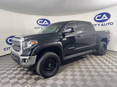 Used 2019 Toyota Tundra SR5 w/ SR5 Upgrade Package image 7
