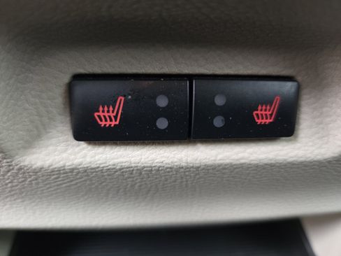 Used 2024 Ford Edge Titanium w/ Titanium Elite Package image 15