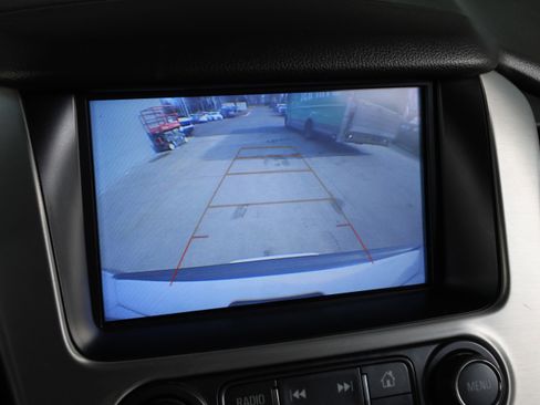 Used 2018 GMC Yukon SLT w/ Open Road Package image 28