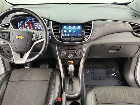Used 2019 Chevrolet Trax LT w/ LT Convenience Package FWD image 34