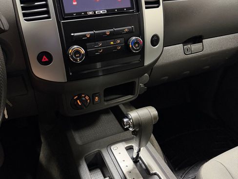 Used 2012 Nissan Xterra S AWD/4WD image 12