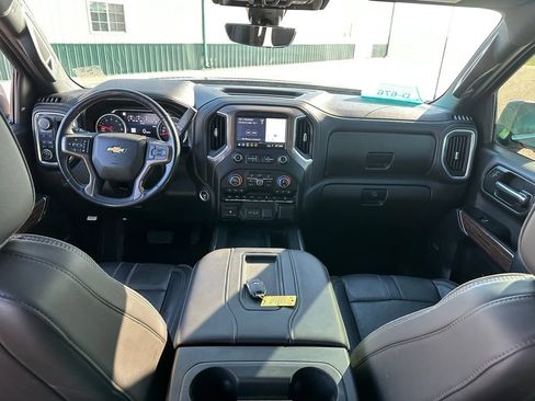 Used 2019 Chevrolet Silverado 1500 High Country AWD/4WD image 25