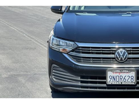 Used 2023 Volkswagen Jetta SE FWD image 10