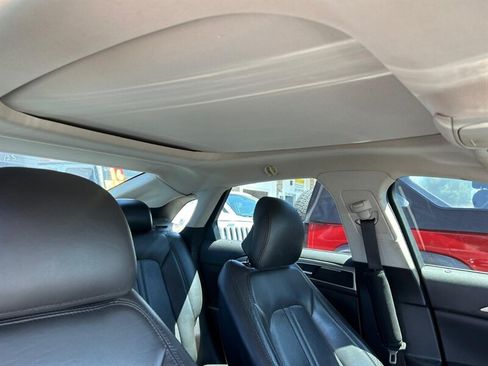 Used 2013 Lincoln MKZ AWD image 24