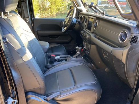 Used 2022 Jeep Gladiator Overland w/ Popular Equipment Package image 37
