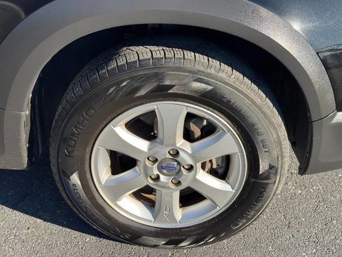 Used 2010 Volvo XC70 3.2 image 55