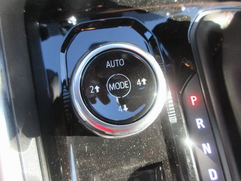 New 2026 GMC Canyon AT4 image 16