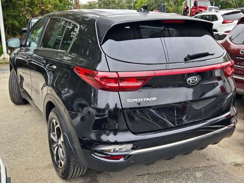 Used 2020 Kia Sportage LX image 7
