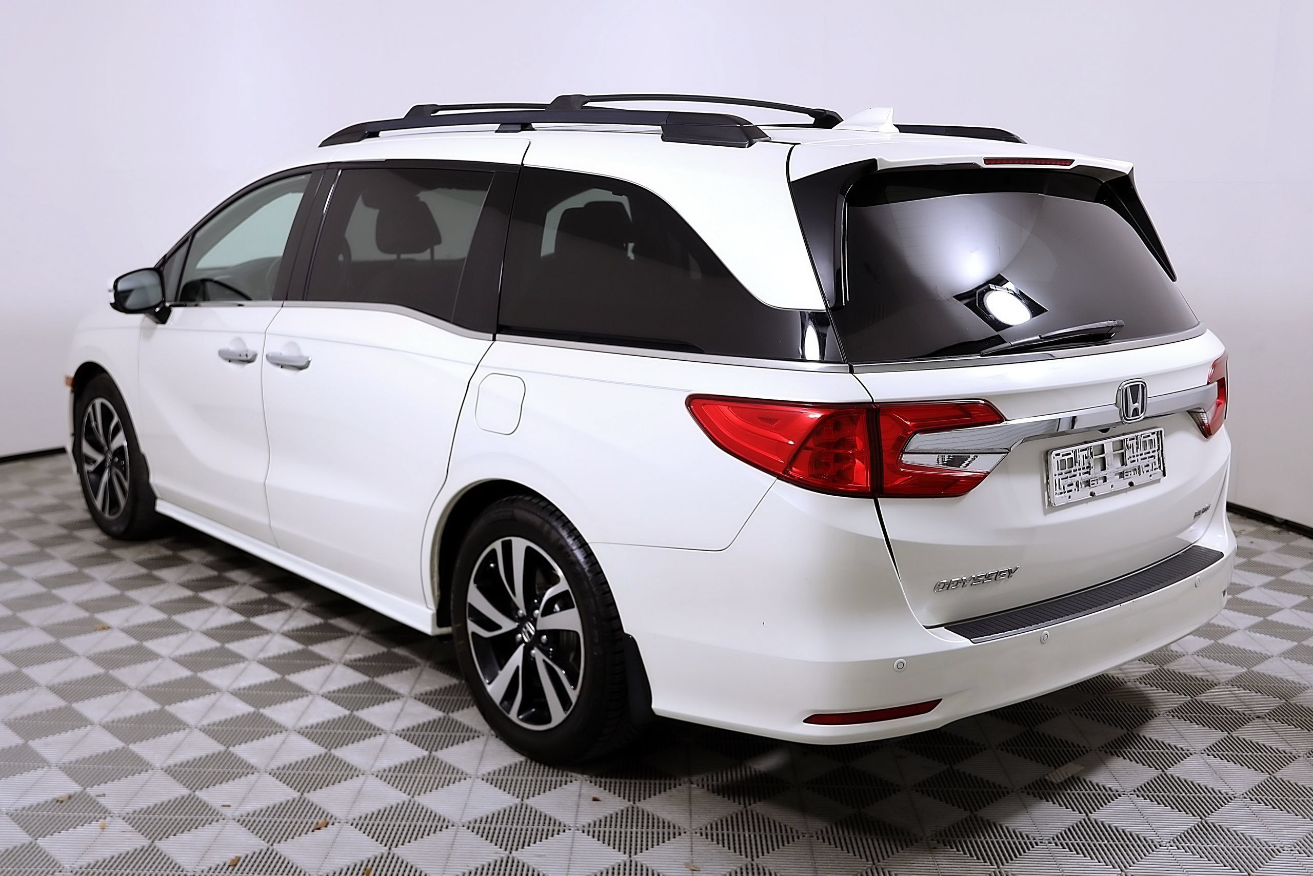 Used 2019 Honda Odyssey Elite image 8