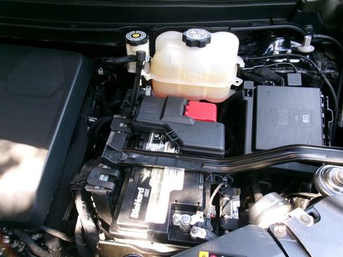 Used 2022 Chevrolet Traverse LT w/ LPO, Floor Liner Package AWD/4WD image 44